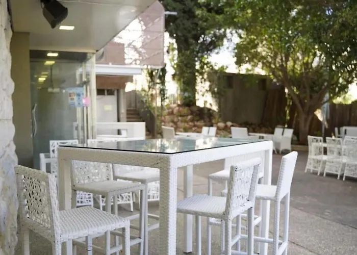 Tabar Hotel