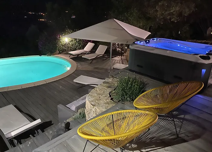 Swim Lodge Hotel Piscine Privee Ou Jacuzzi Prive Porto-Vecchio 