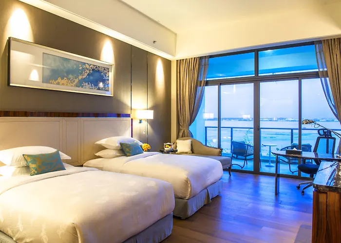 Forest City Marina Hotel