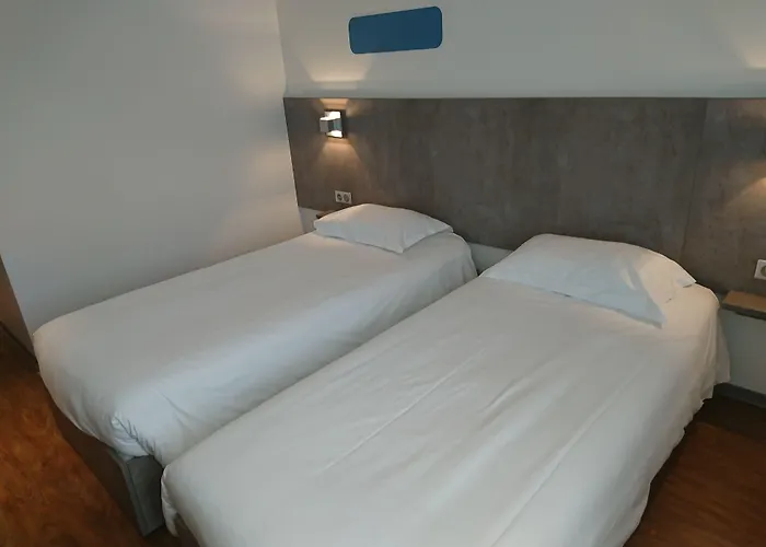 H24 Hotel