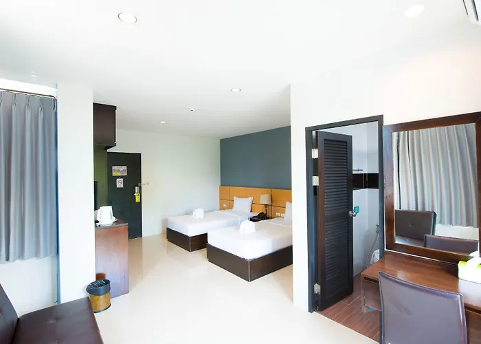 Lee Hotel