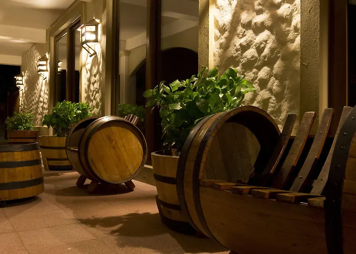 La Perla Hotel