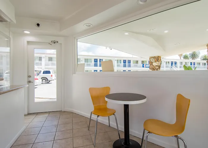 Motel 6-San Bernardino, Ca - Downtown