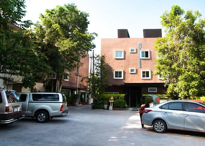 Pova Residence And Boutiques Resort