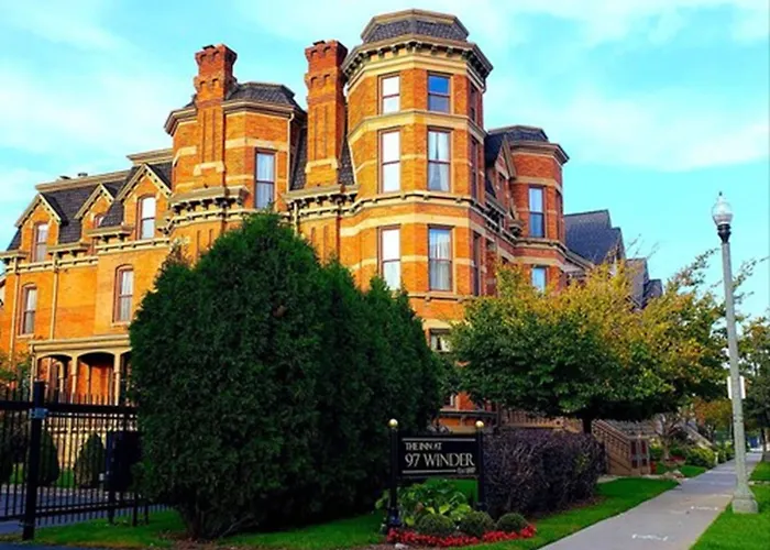 The Inn At 97 Winder Detroit