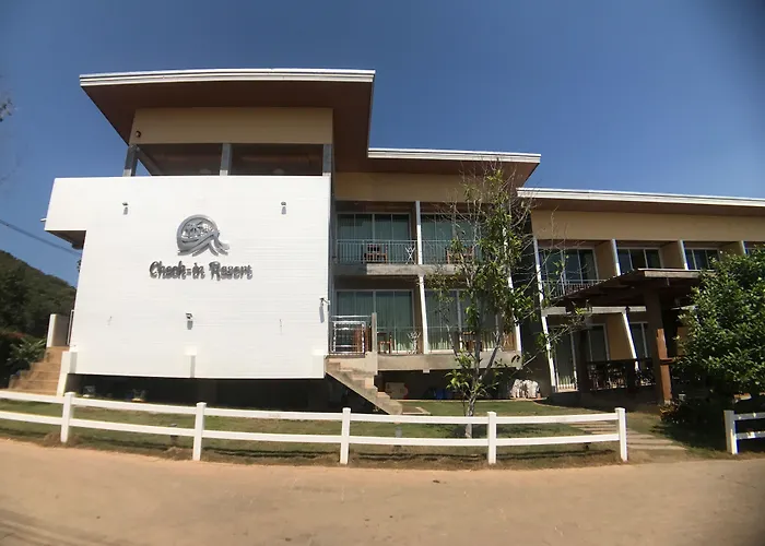 Check-In Resort Koh Larn