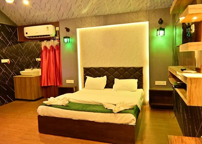 Hotel Highness Sea Rock