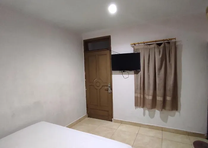 Hotel O Wisma Syariah Dian Near Pare-Pare