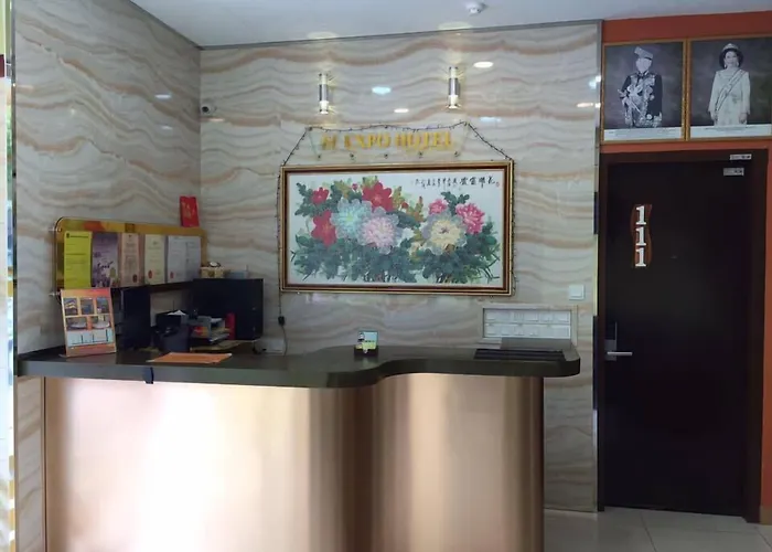 Expo Hotel