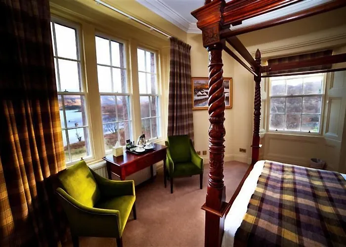 Loch Maree Hotel