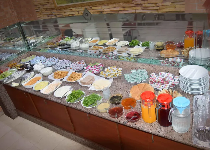 Yunus Hotel