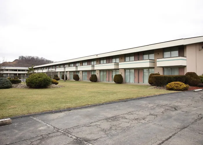 New Stanton Garden Inn