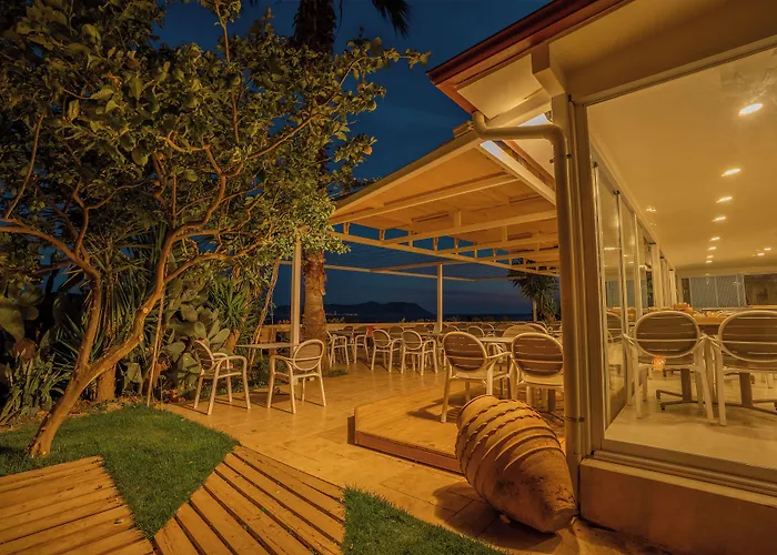 Payam Hotel