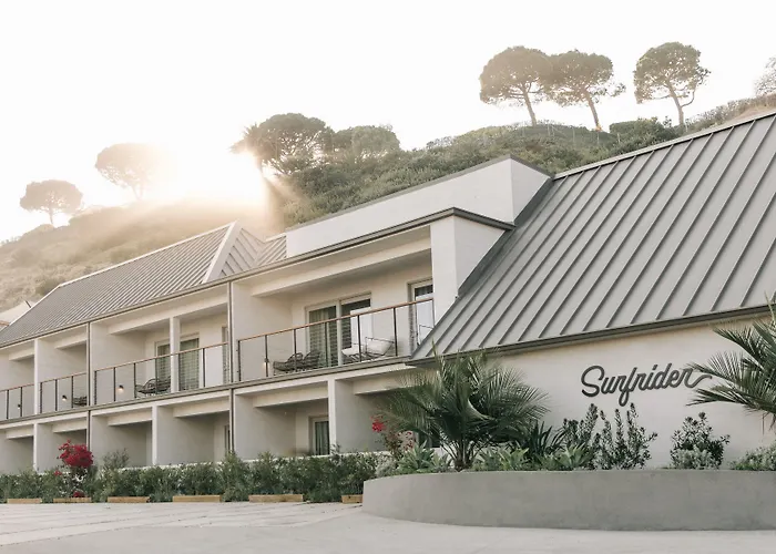 The Surfrider Malibu Hotel