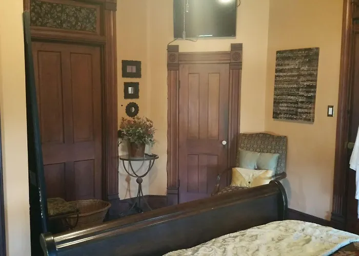 Fig Tree Manor