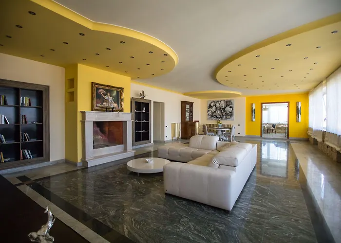 Hotel Queen Daisy Castellammare di Stabia
