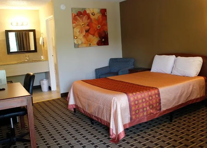 Red Carpet Inn And Suites