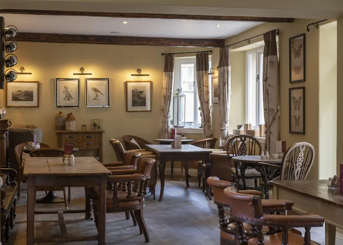 Falcon Manor Hotel