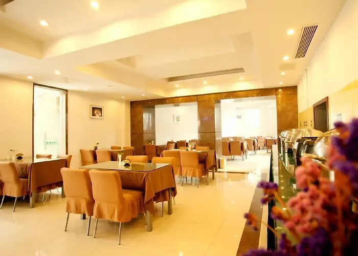 Greentree Inn Nanjing Yuhuatai Scenic Spot China Gate Subway Station Express Hotel