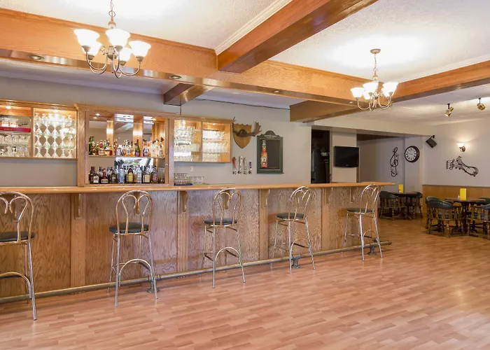 Mount Peyton Resort & Conference Centre (Adults Only)