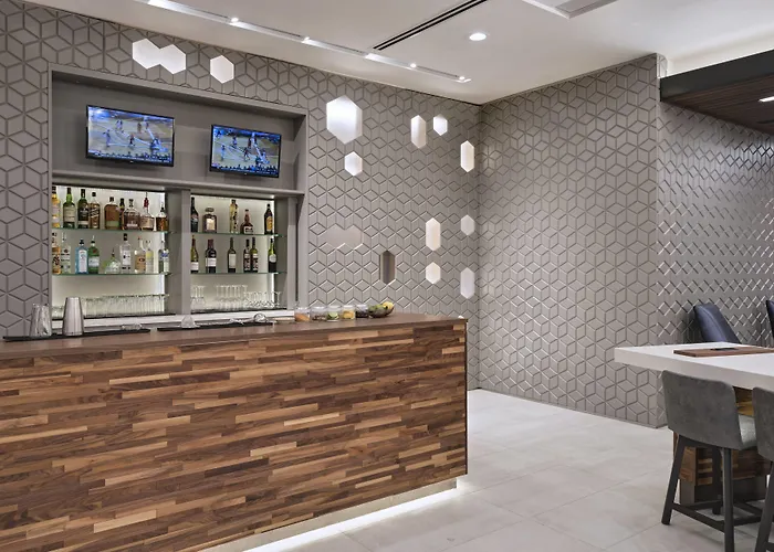Courtyard By Marriott Houston Sugar Land/Lake Pointe