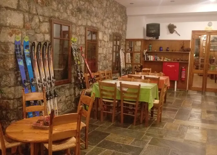 Neos Omalos Hotel