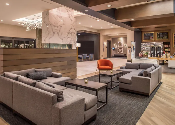 Doubletree By Hilton Lafayette East
