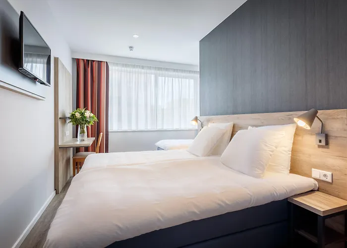 Joy Hotel