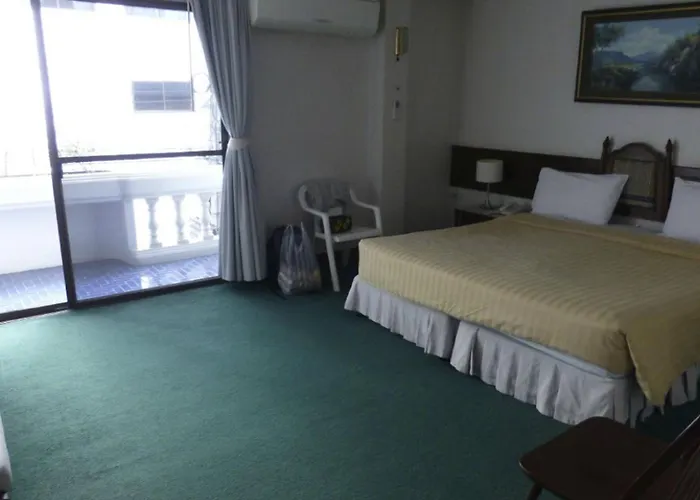 Baanbusarin Hotel