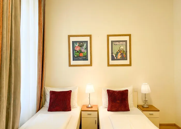 Riess City Rooms - Self Check-In