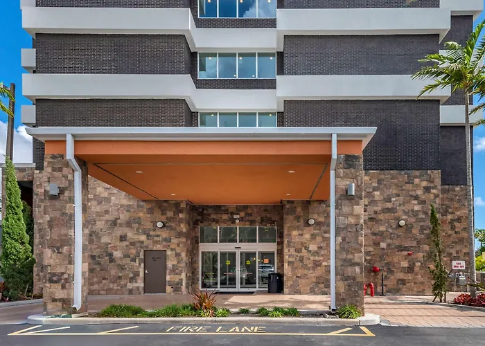 Comfort Suites Fort Lauderdale Airport&Cruise Port