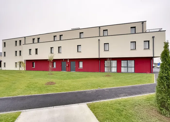 Brit Hotel Confort Loches