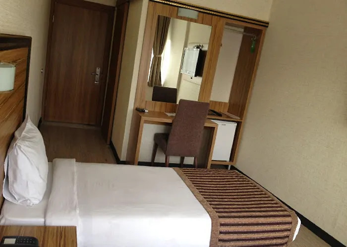 Buyuk Hotel