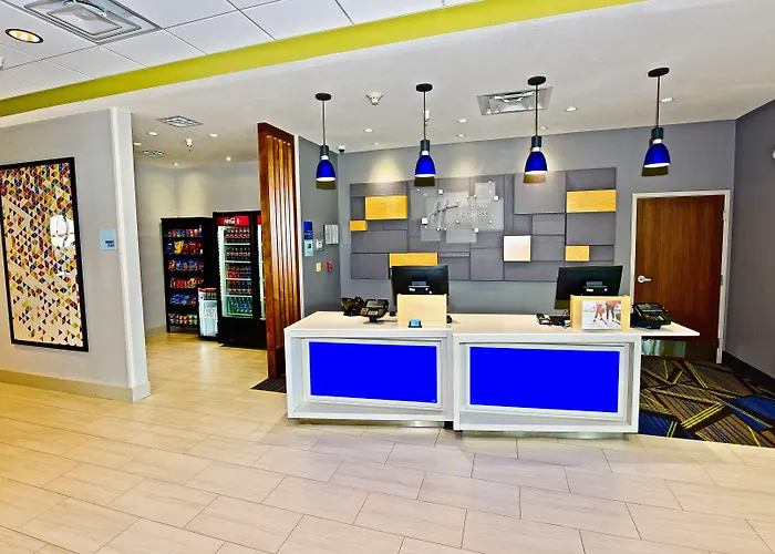 Holiday Inn Express & Suites - Perryville I-55 By Ihg