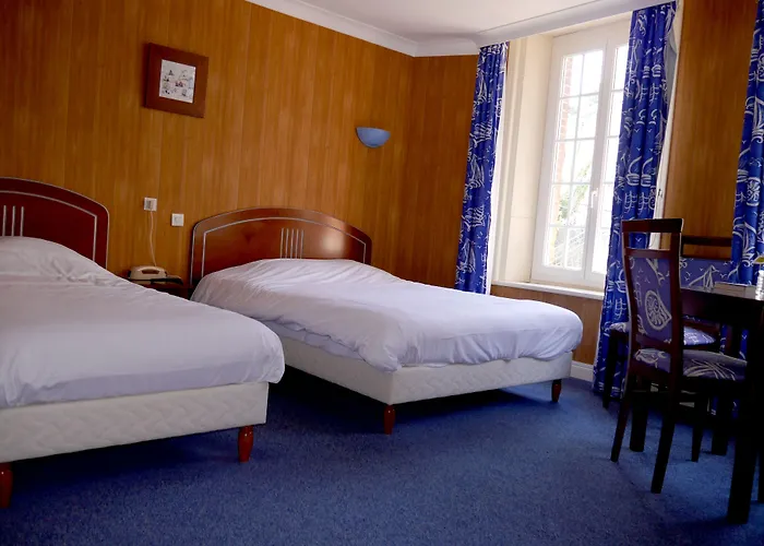 Logis Hôtel du Commerce