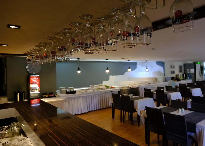 Esin Hotel