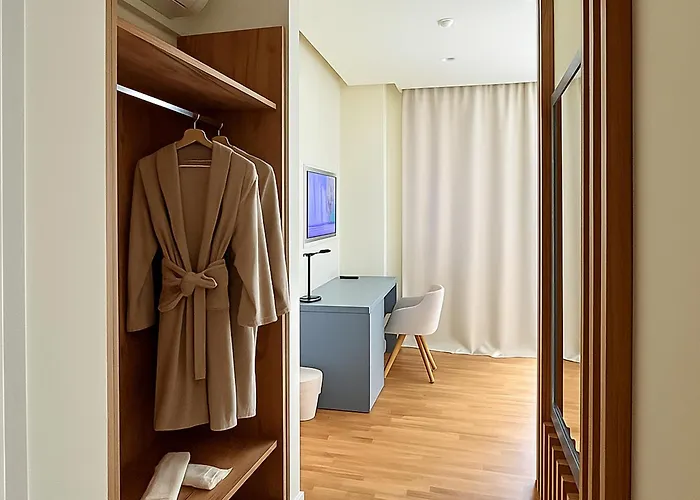 Elite Patras Suites