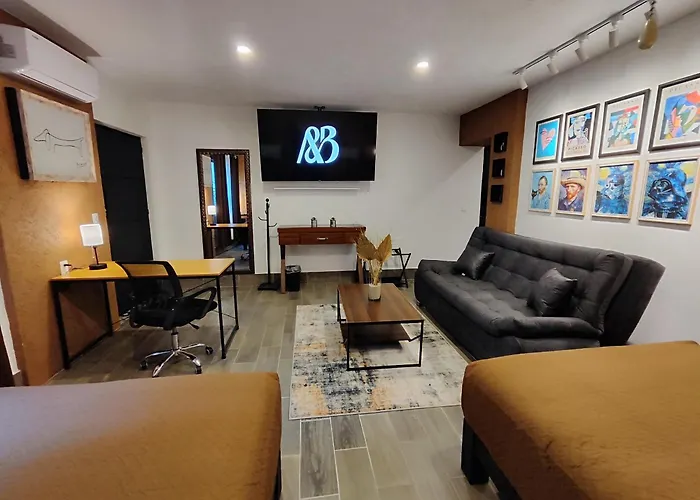 Casa Aceves & Bueno Hotel Boutique