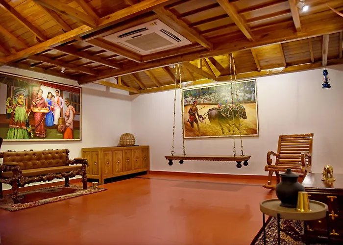Hotel Sharada International