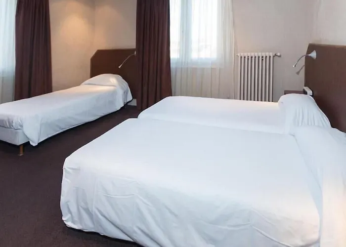Brit Hotel Terminus