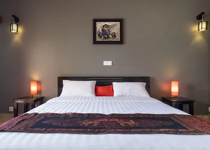Riviera Hotel & Resort Kep