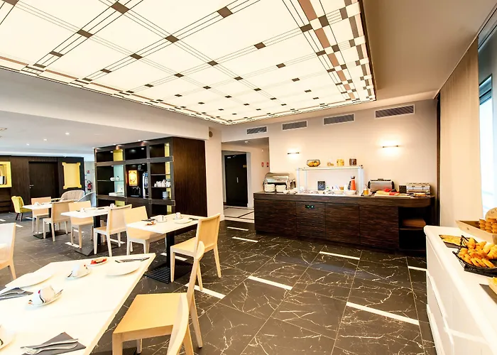 Best Western Journel Hôtel&Roof Top Antibes-Juan-les-Pins