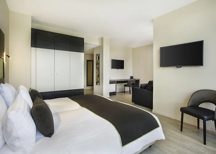 Best Western Plus Hôtel Escapade Senlis