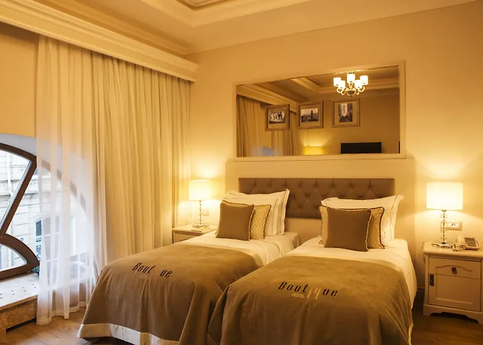 Boutique 19 Hotel
