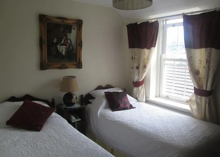 Fennessy'S Hotel