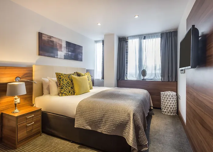 Livin' Serviced Apartments