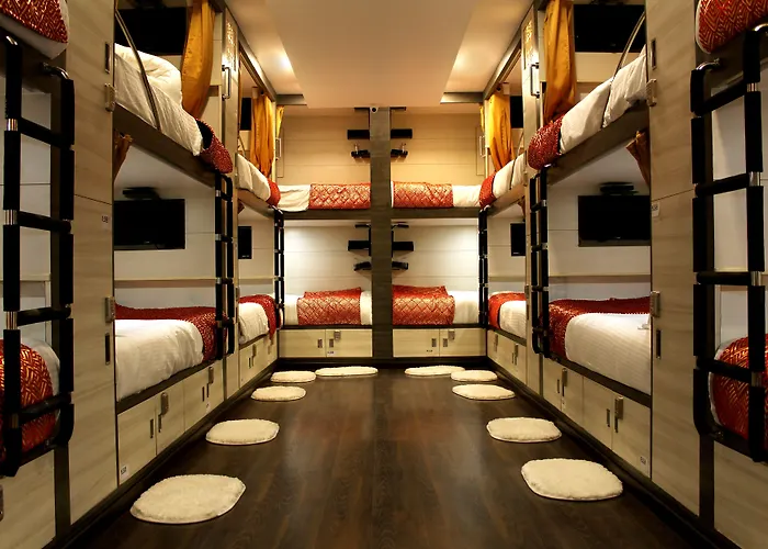 Hotel Kama International