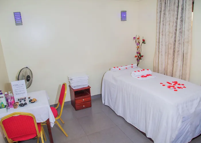 Kenendia Hotel