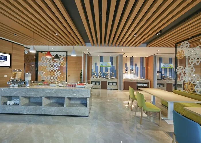 Holiday Inn Express Fuzhou Downtown By Ihg
