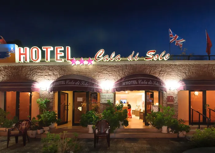 Hotel Et Residence Cala Di Sole